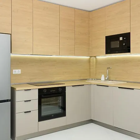 Apartment 2bd With Parking, Working Space And Pool Varna